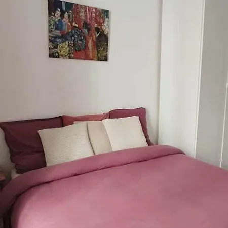Cozy Nest Near Buttes-chaumont Apartment *